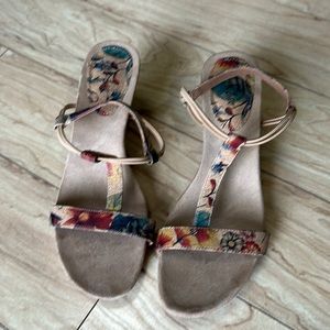 Style & Co chunky floral cork shoes